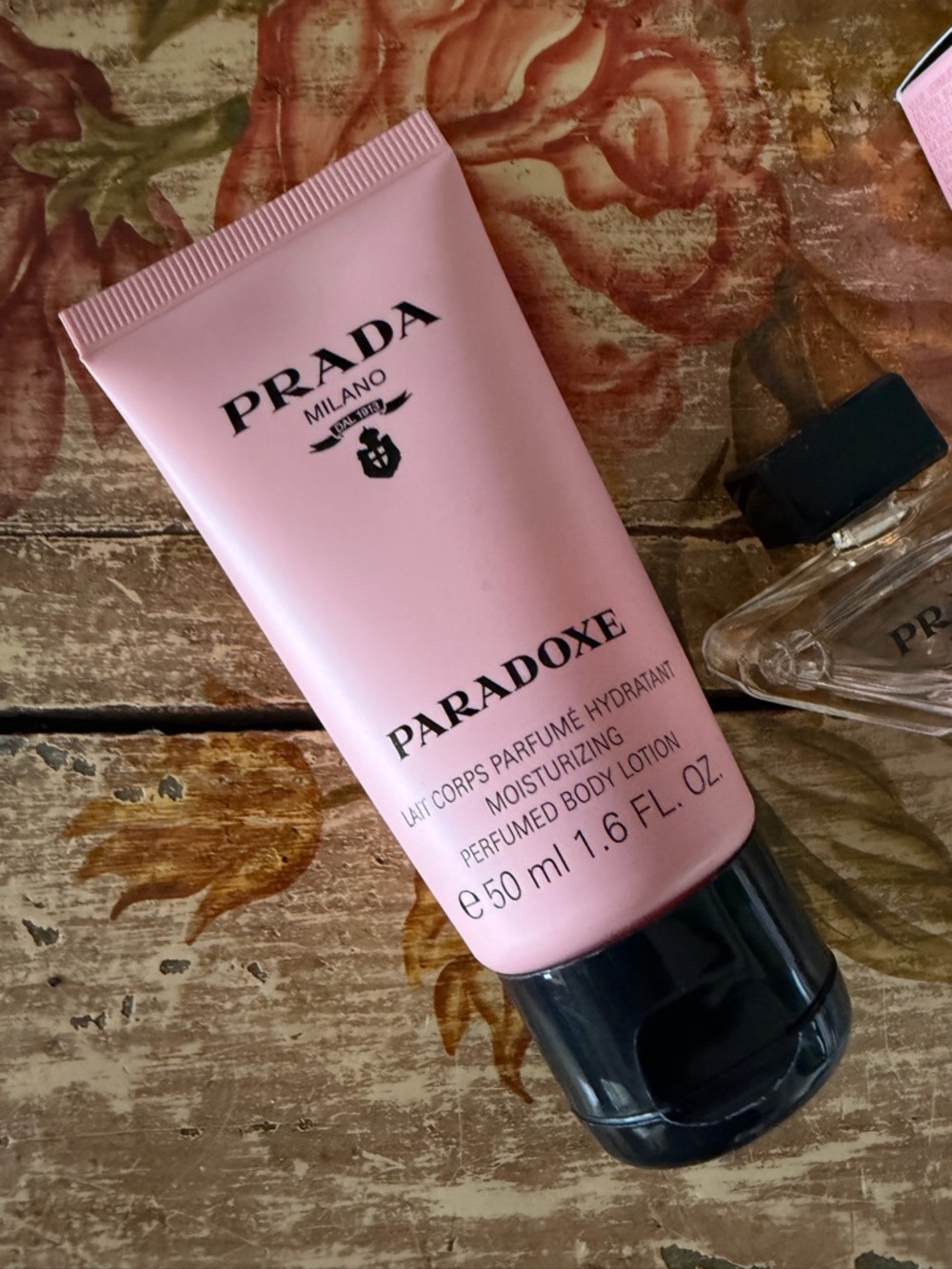 🦋PRADA PARADOXE Bundle - Picture 2 of 7